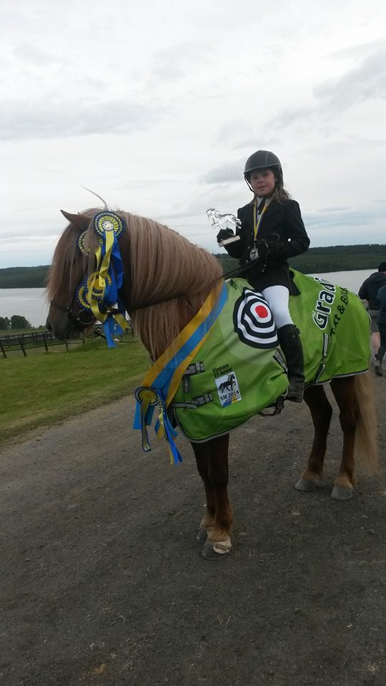 10487403_656171671137459_8636646975320320409_n